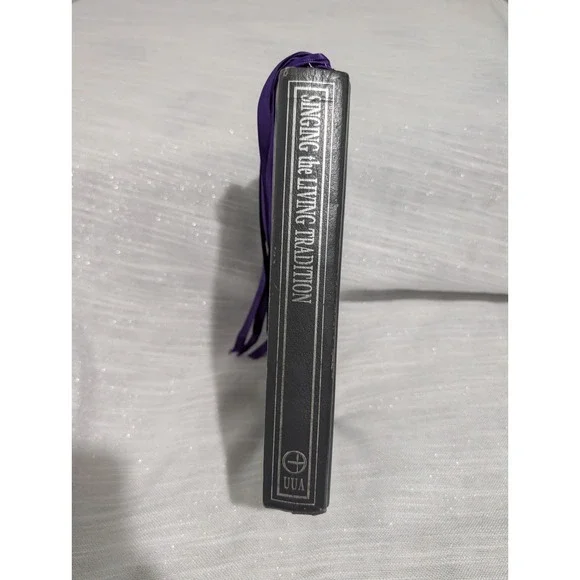 Singing the Living Tradition Pew Edition by Unitarian Universalist 1st Ed 1993 - Picture 2 of 12